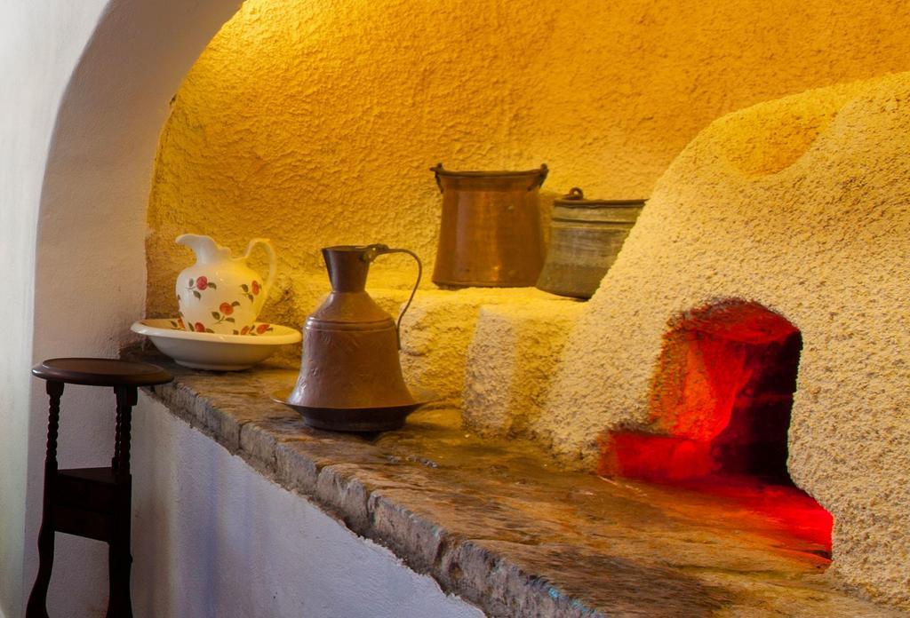 Olive Cave Houses Fira  Extérieur photo